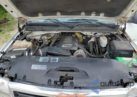 2005 GMC Sierra K2500 Heavy Duty из США, поврежденный, VIN 1GTHK23U35F881594